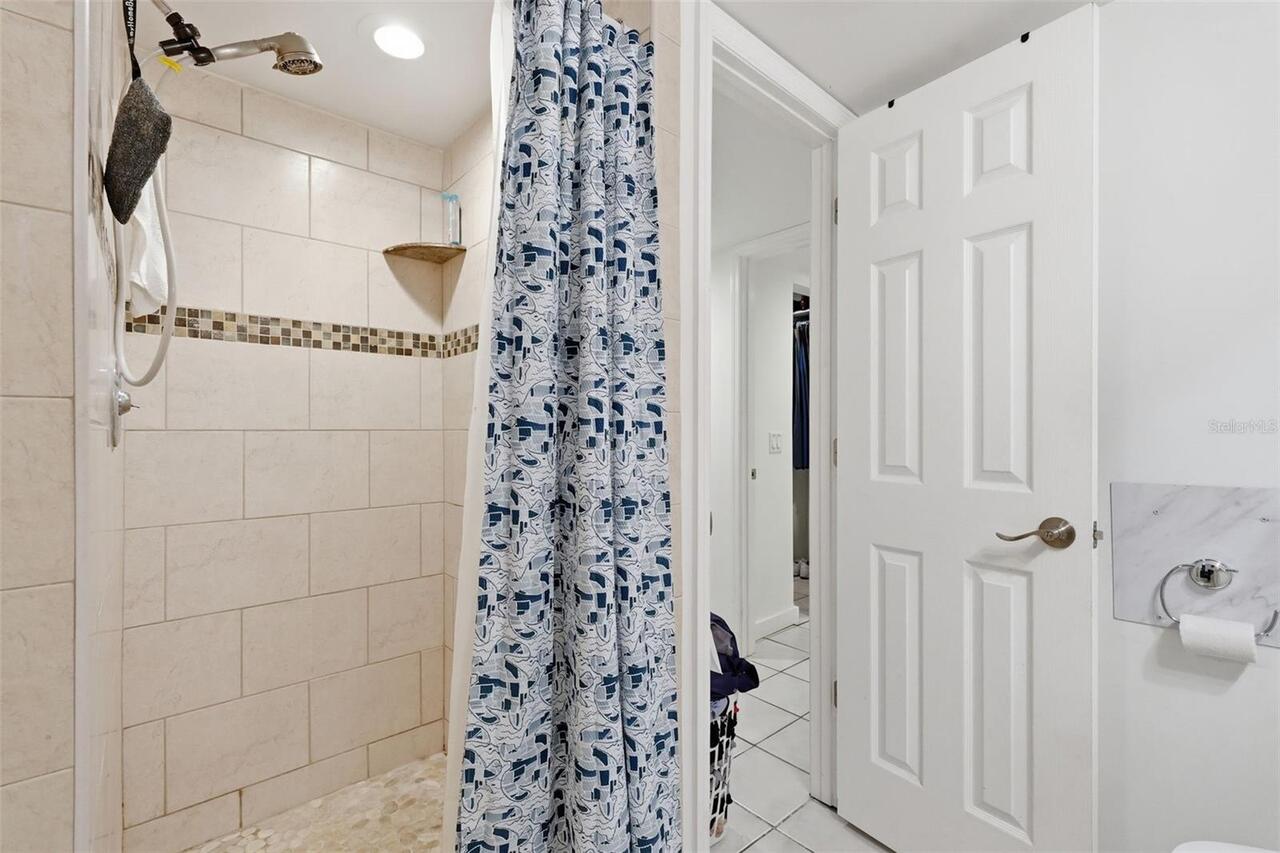 Listing Photo 20