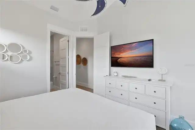 Listing Photo 33