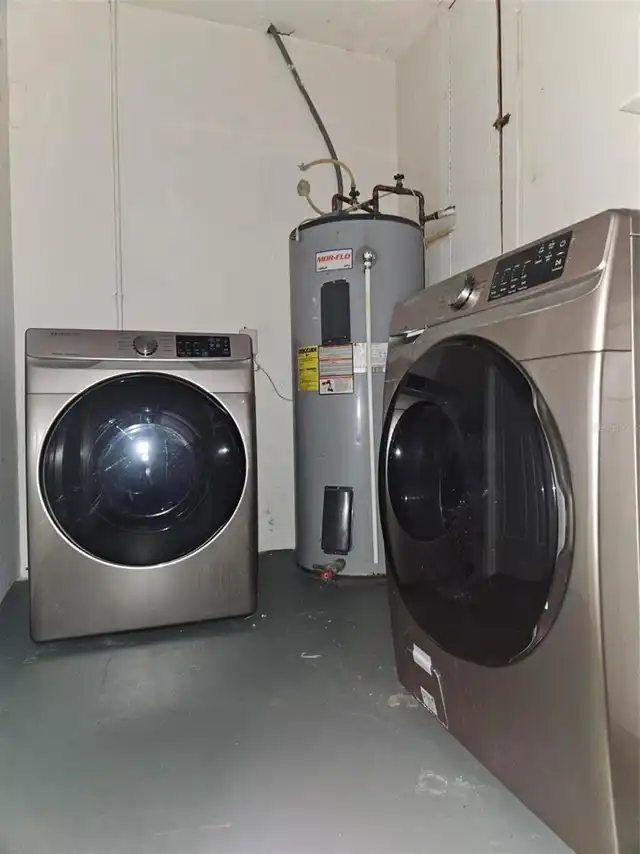 Listing Photo 11