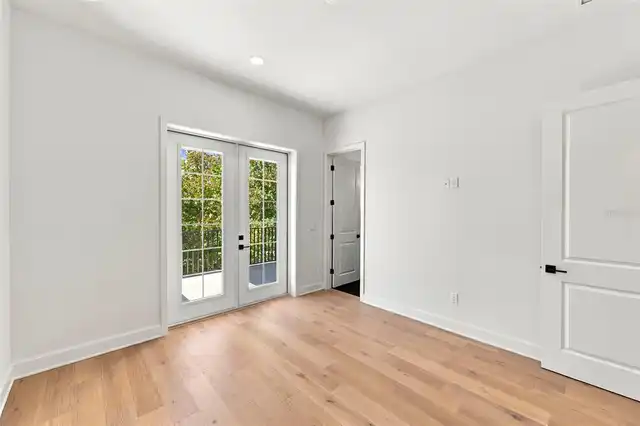 Listing Photo 32