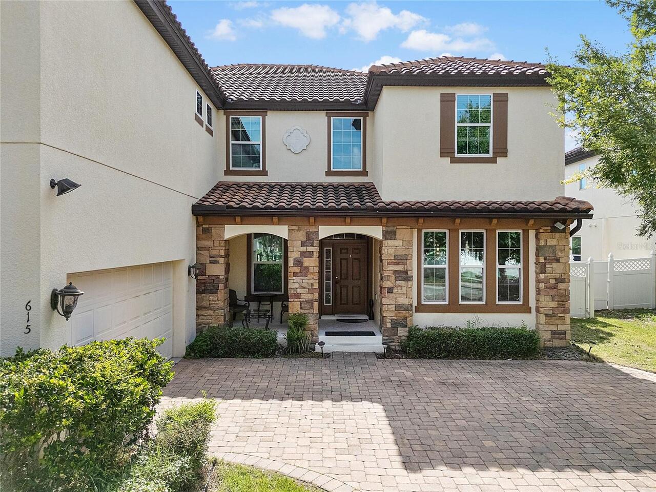 Listing Photo 11