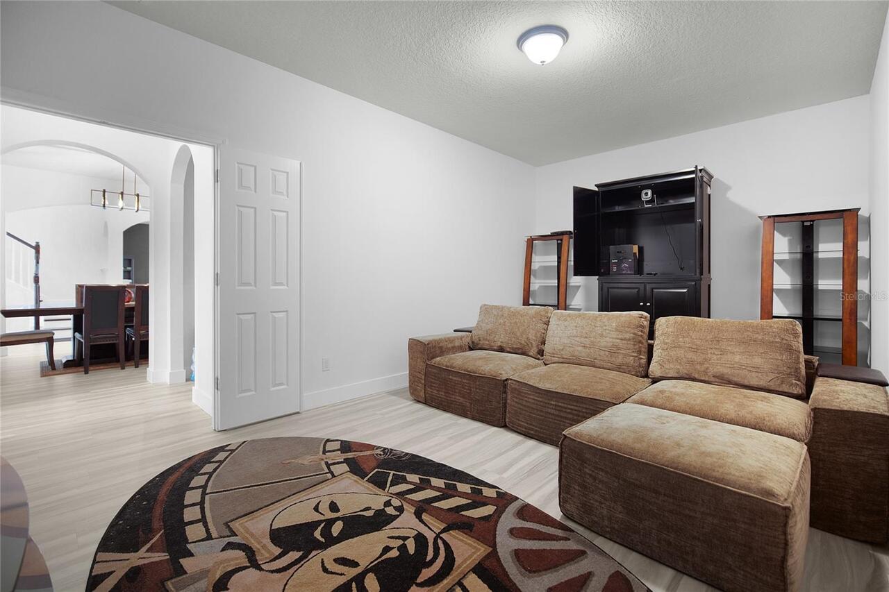 Listing Photo 33