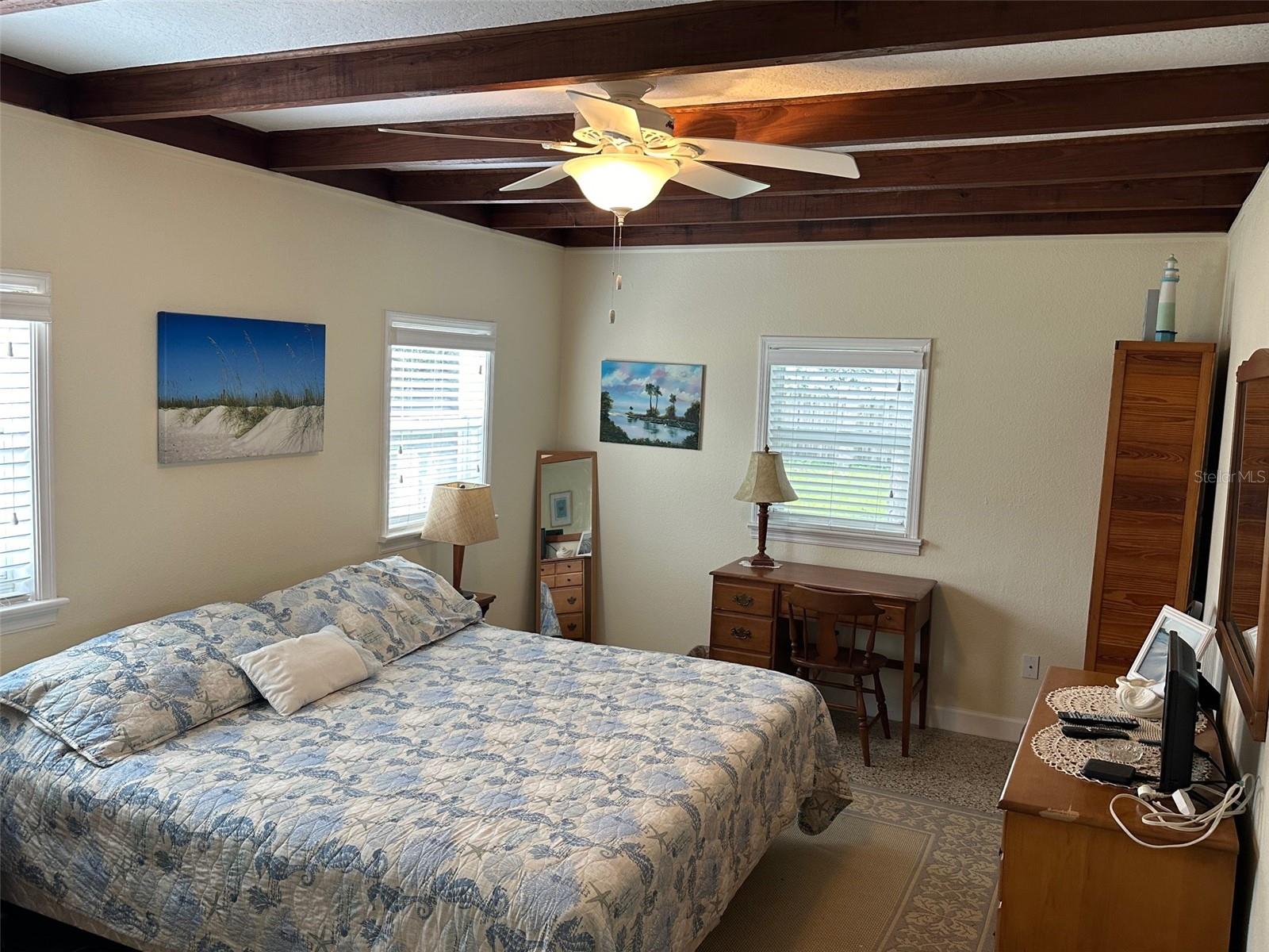 Listing Photo 15