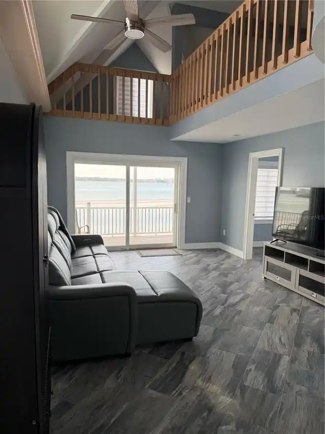Listing Photo 17