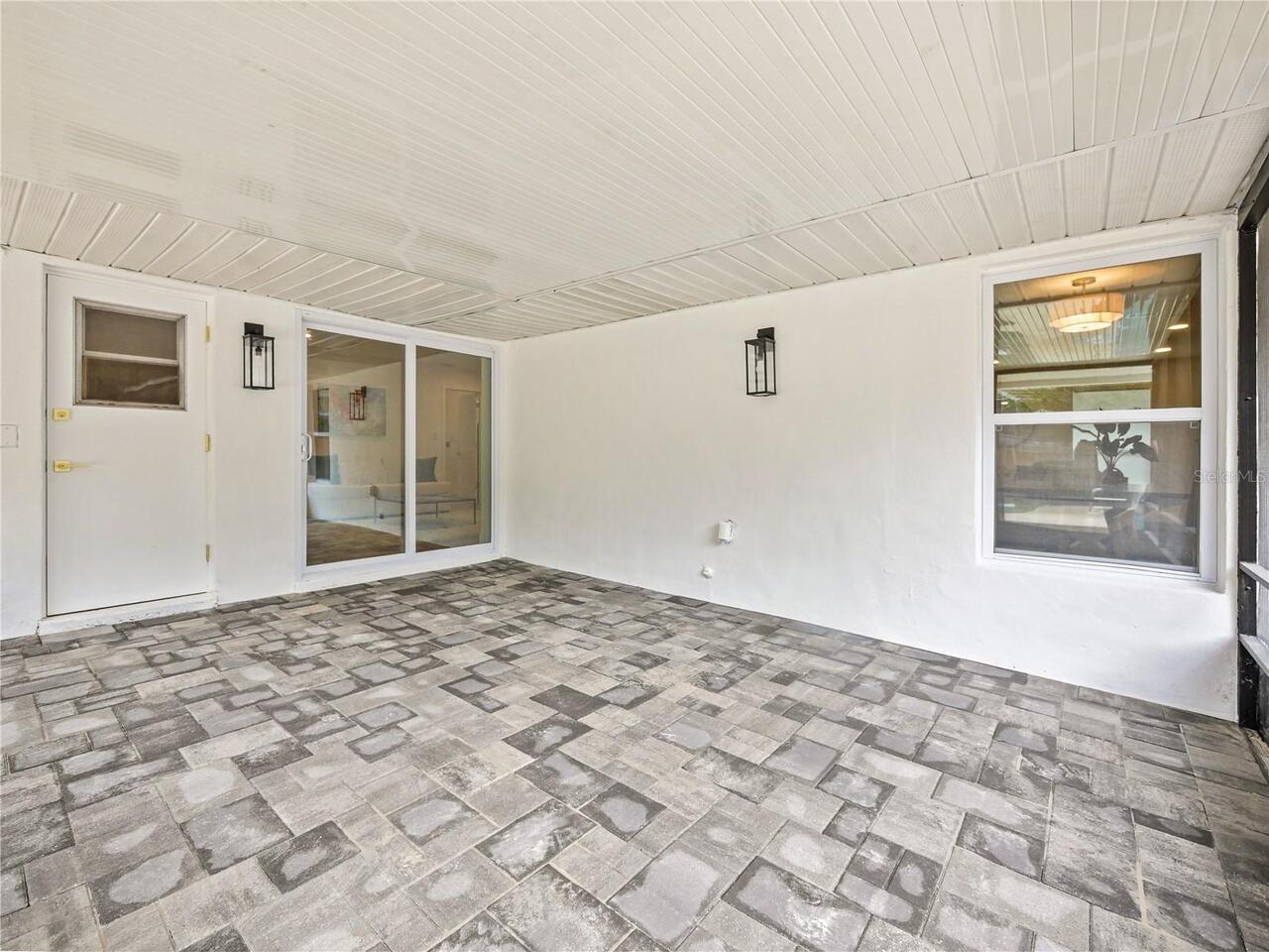 Listing Photo 24