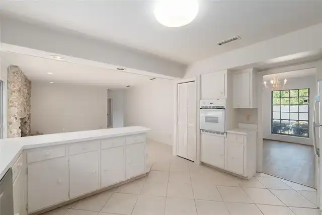 Listing Photo 16