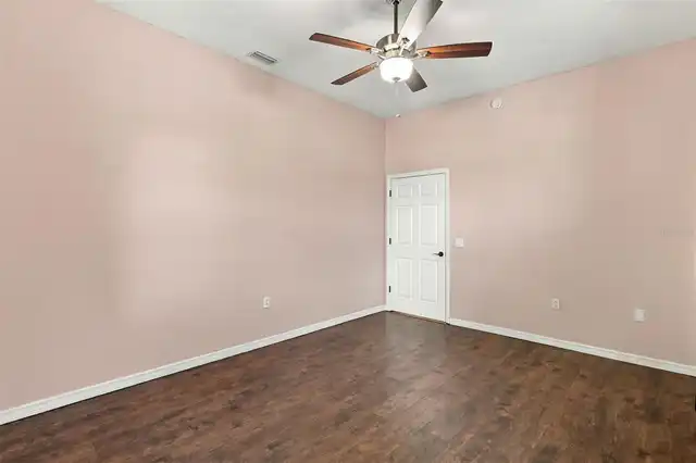 Listing Photo 36
