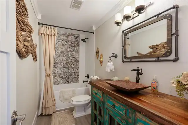 Listing Photo 23