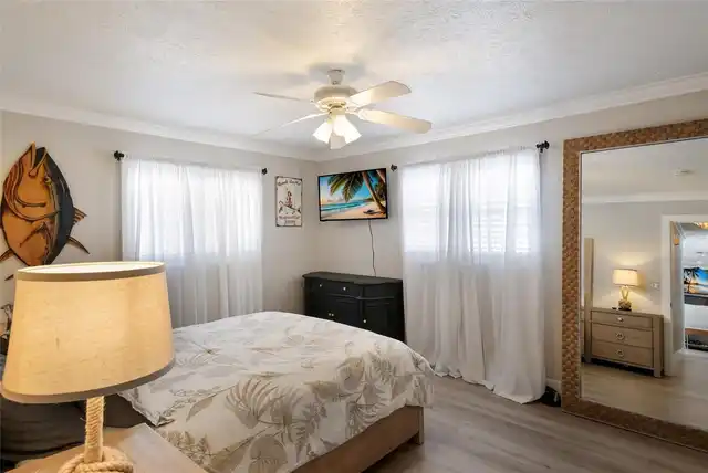 Listing Photo 25