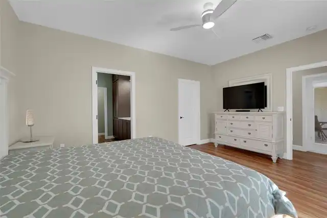 Listing Photo 28