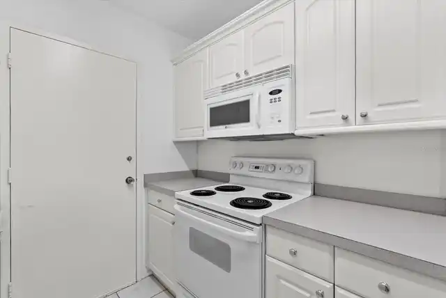 Listing Photo 13