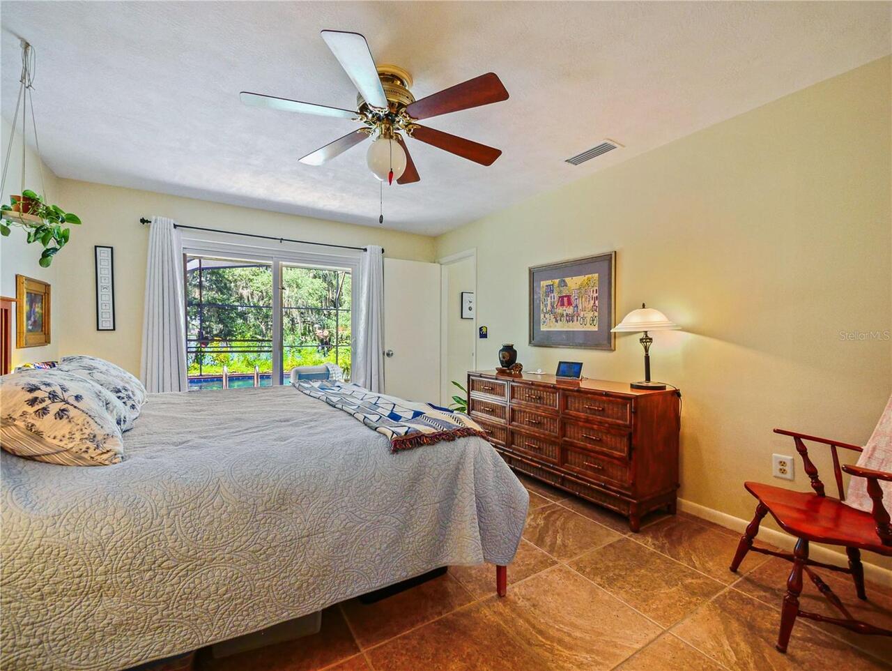 Listing Photo 34