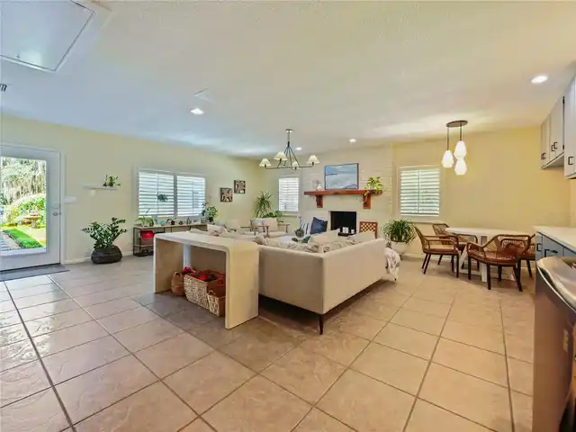 Listing Photo 28