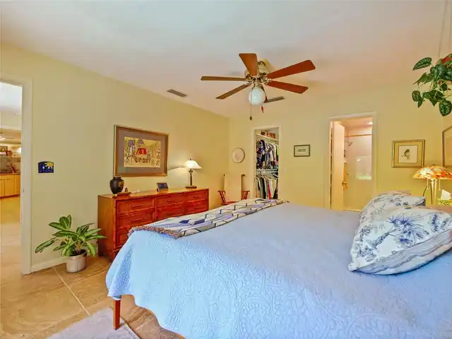 Listing Photo 34
