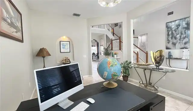 Listing Photo 12