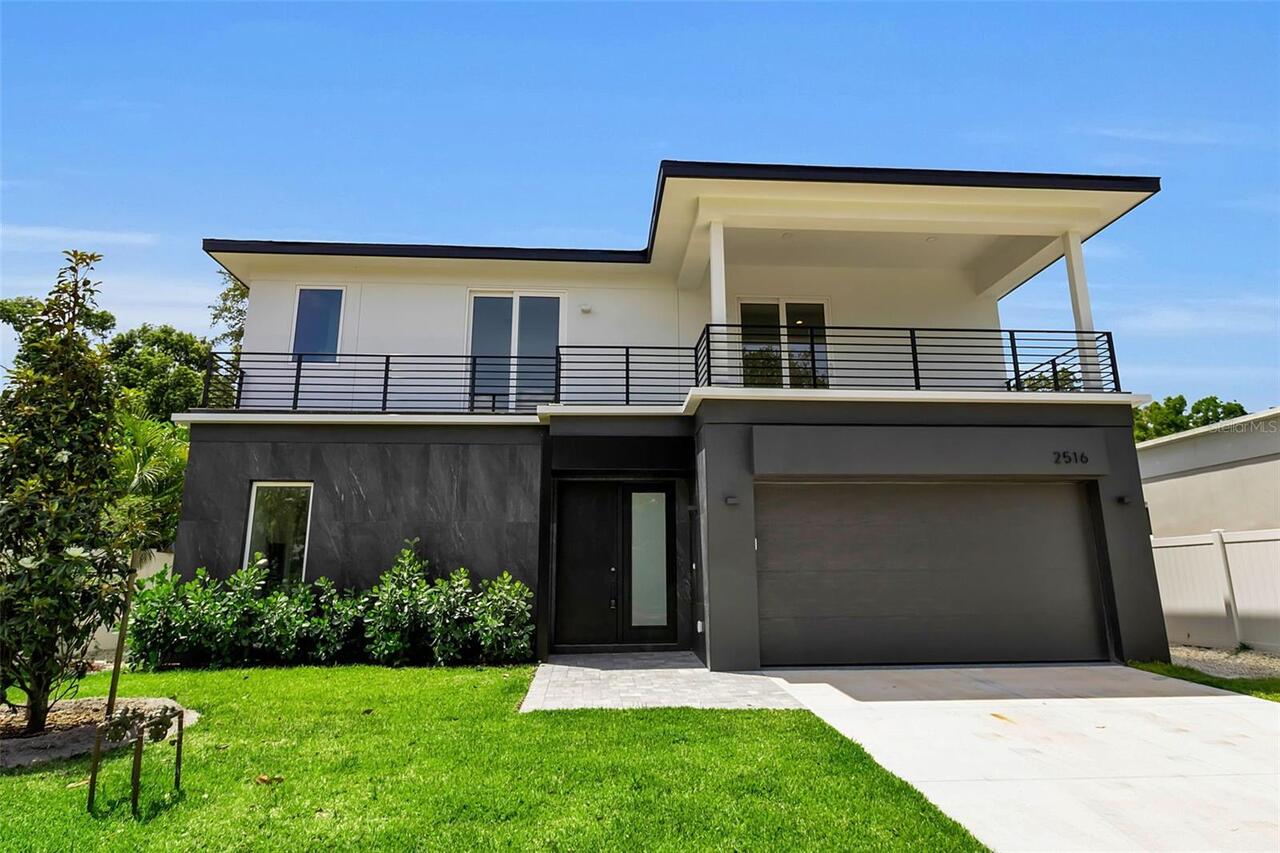 Sarasota Real Estate