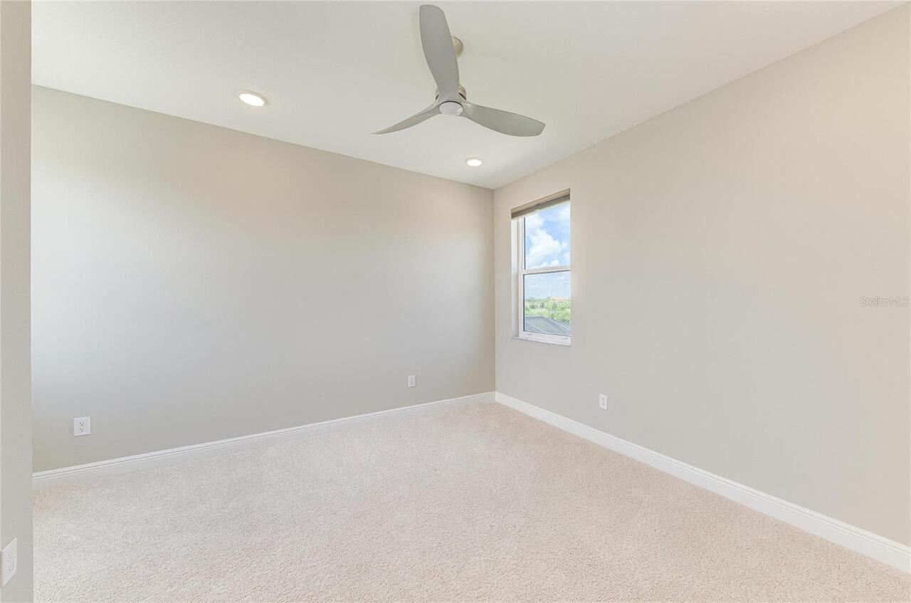 Listing Photo 43