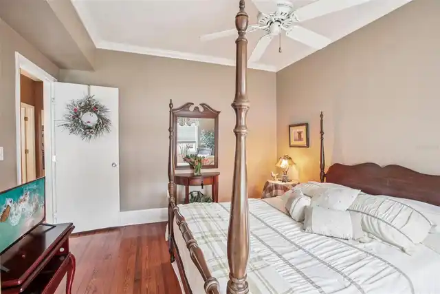 Listing Photo 32