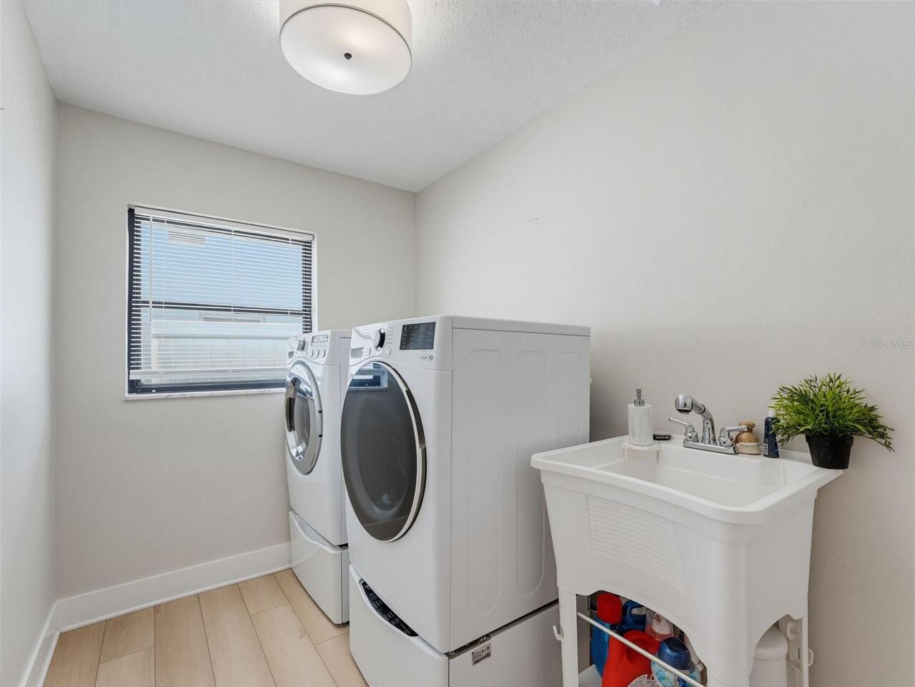 Listing Photo 33