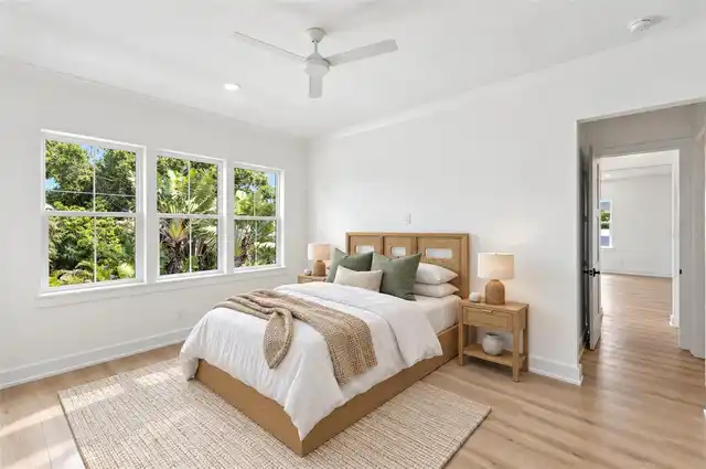 Listing Photo 11
