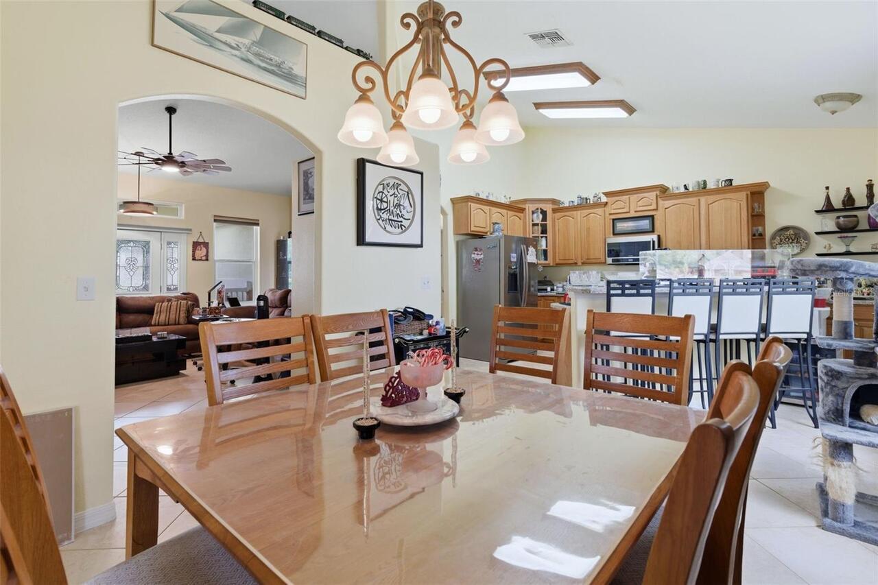 Listing Photo 8