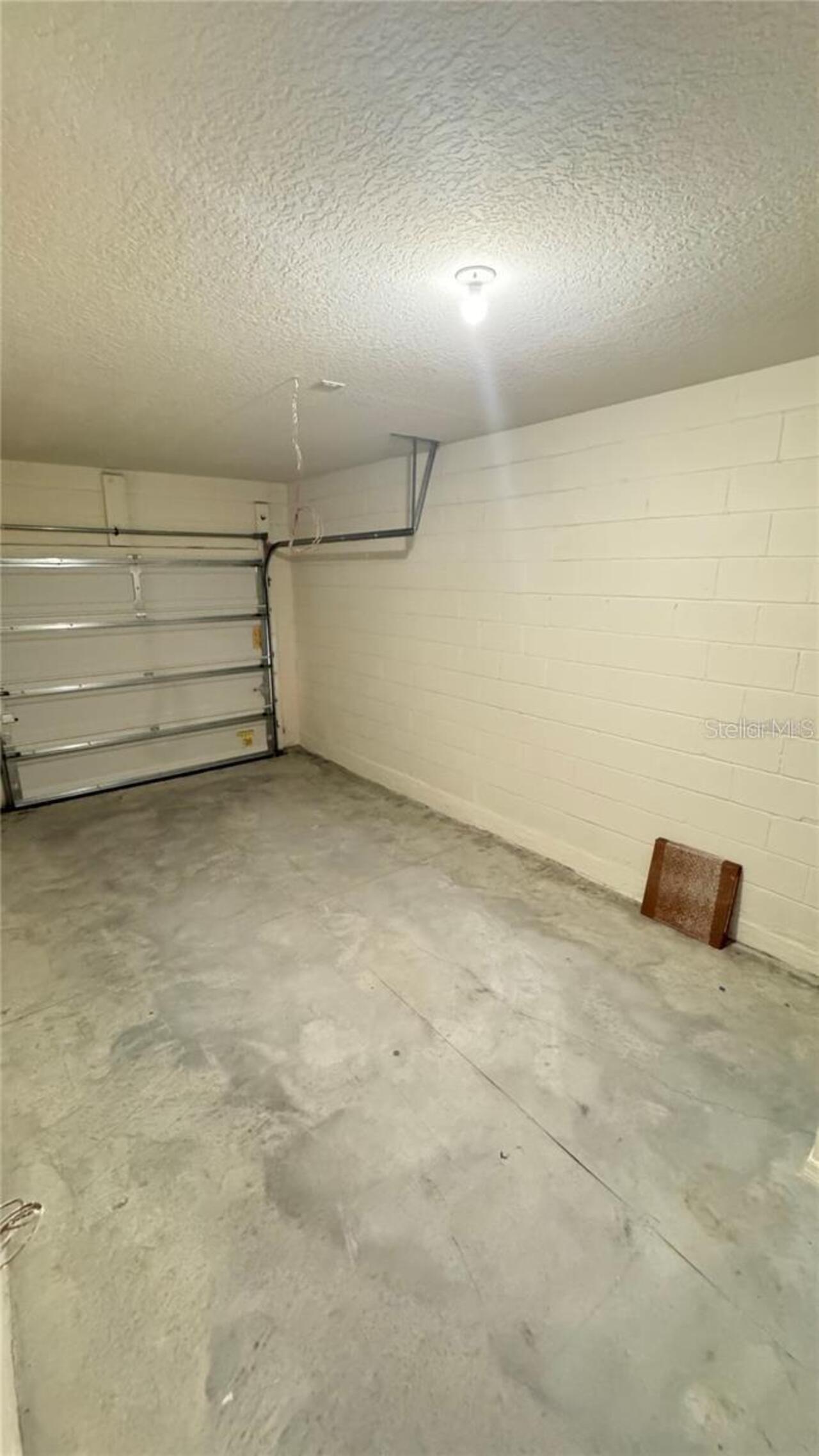 Listing Photo 17