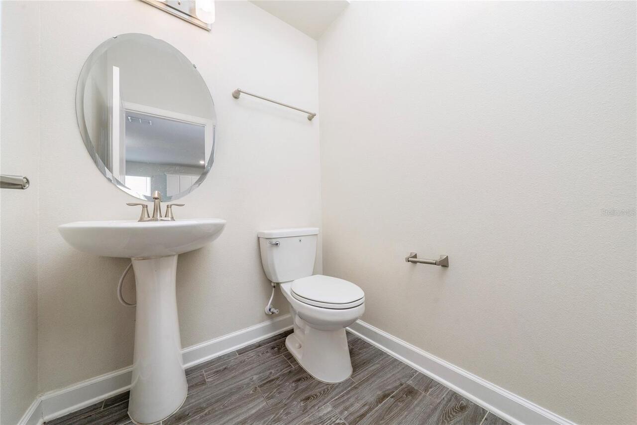 Listing Photo 11