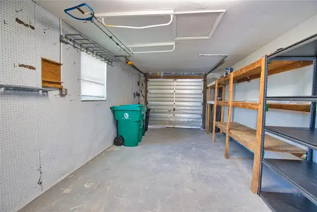 Listing Photo 19