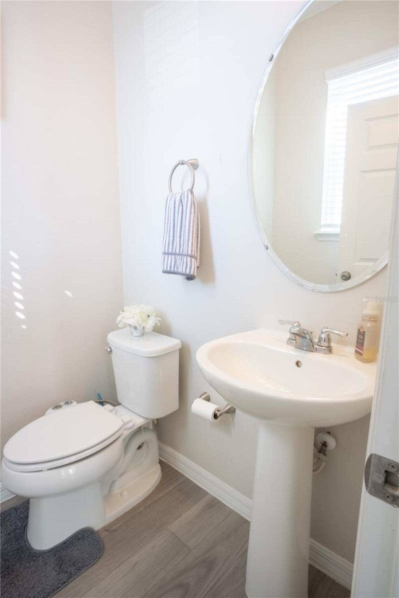 Listing Photo 10