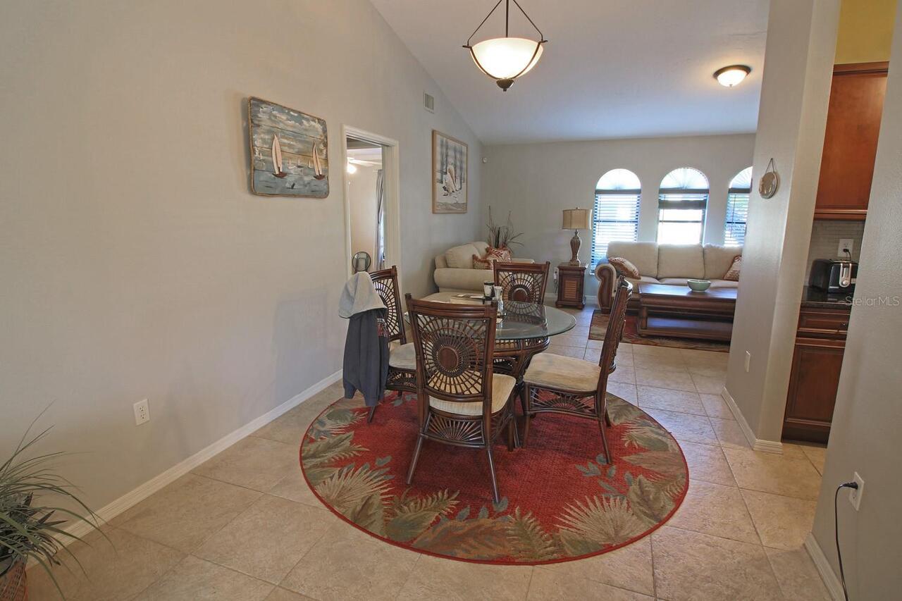 Listing Photo 10
