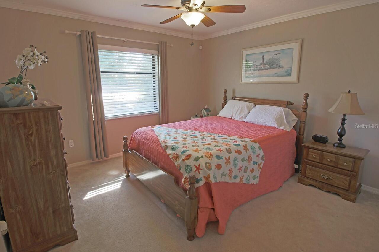 Listing Photo 14