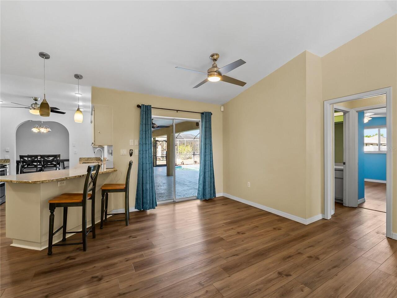 Listing Photo 16