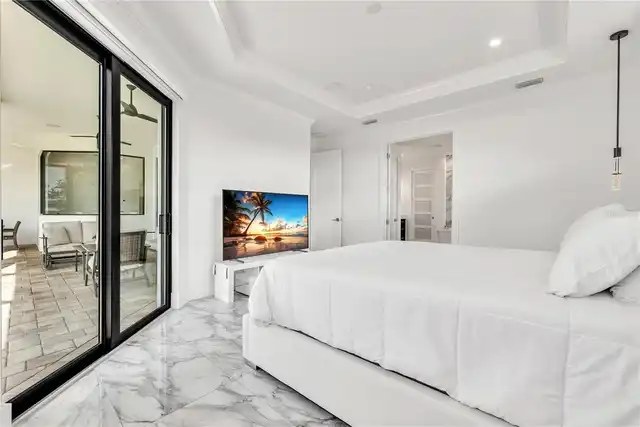 Listing Photo 16