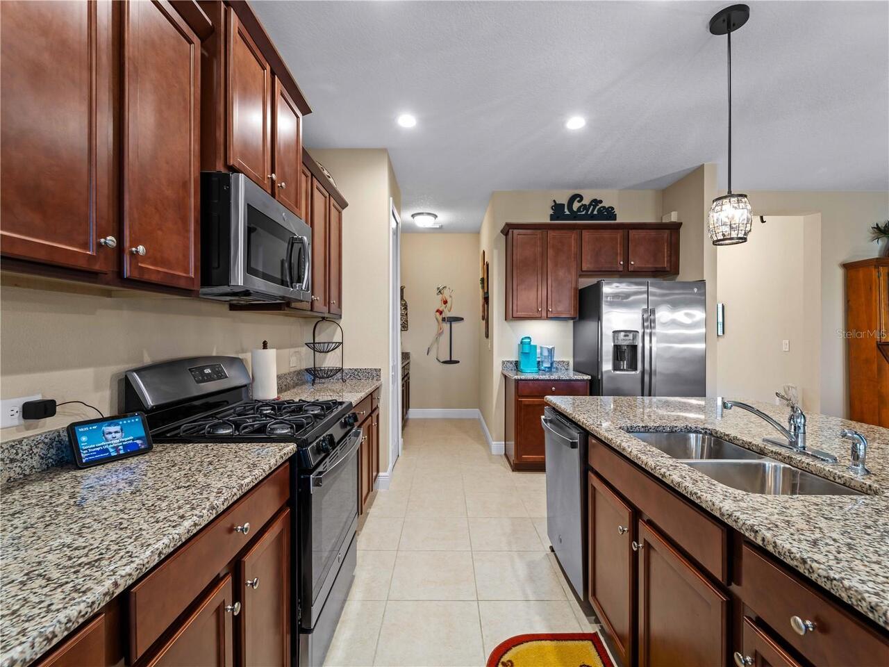 Listing Photo 16