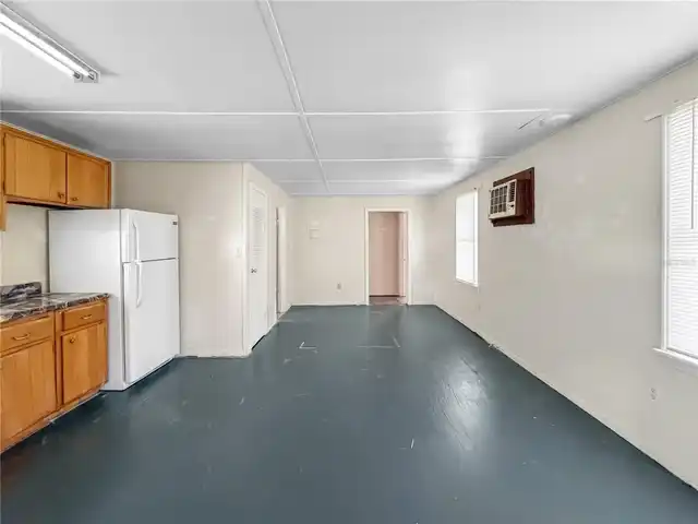 Listing Photo 19