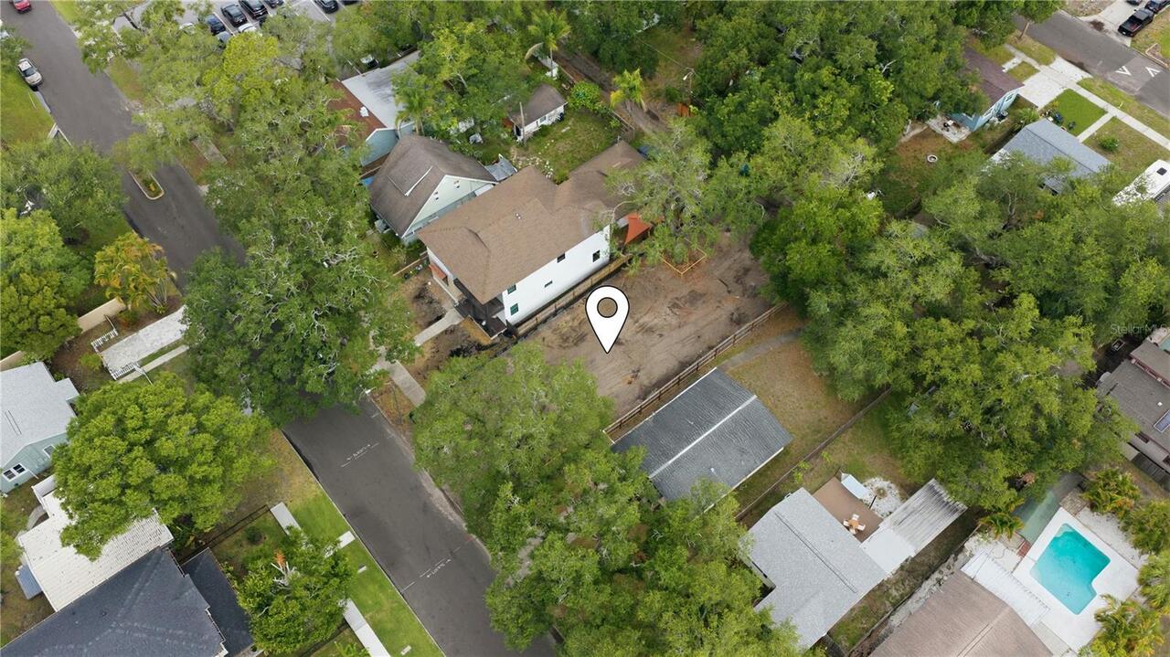 Listing Photo 9