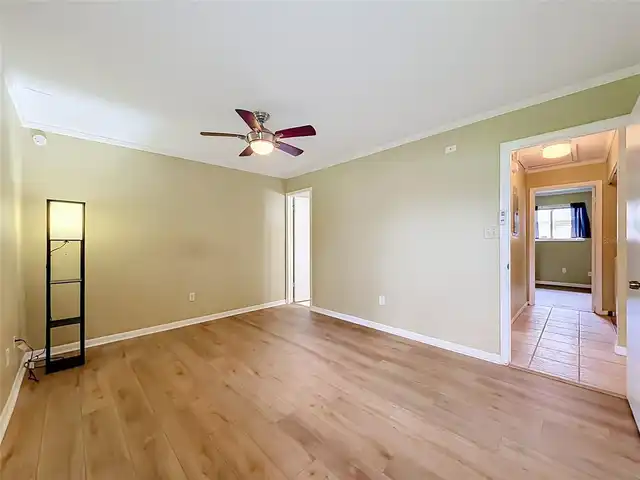 Listing Photo 23