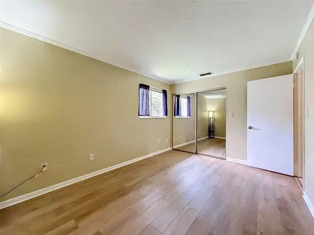Listing Photo 29
