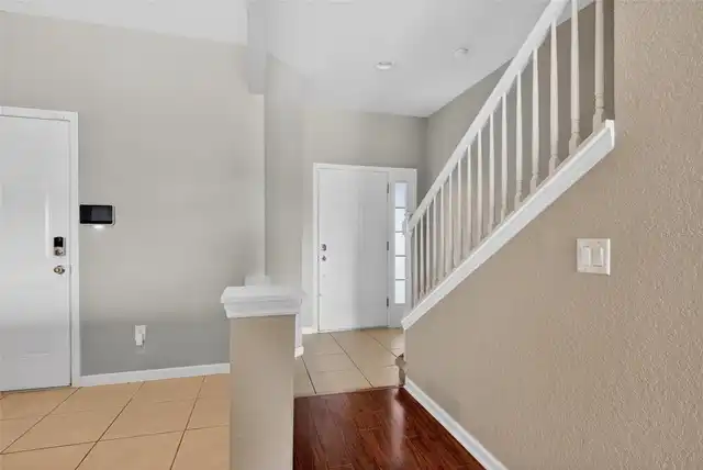 Listing Photo 8