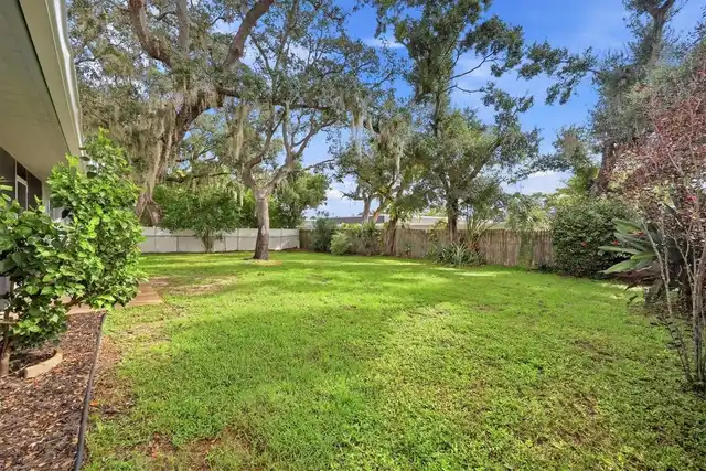 Listing Photo 22