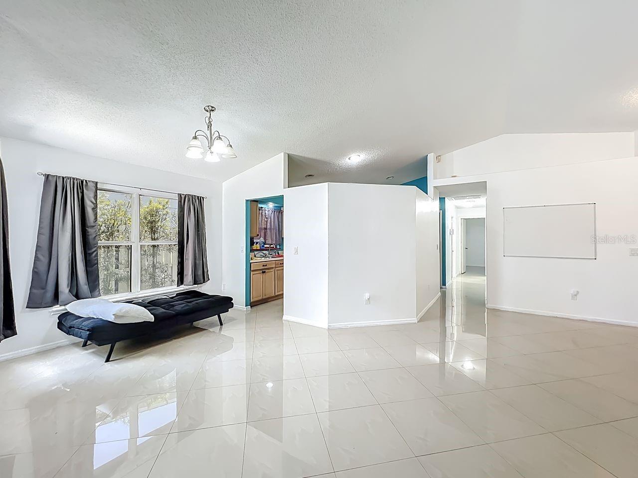 Listing Photo 13