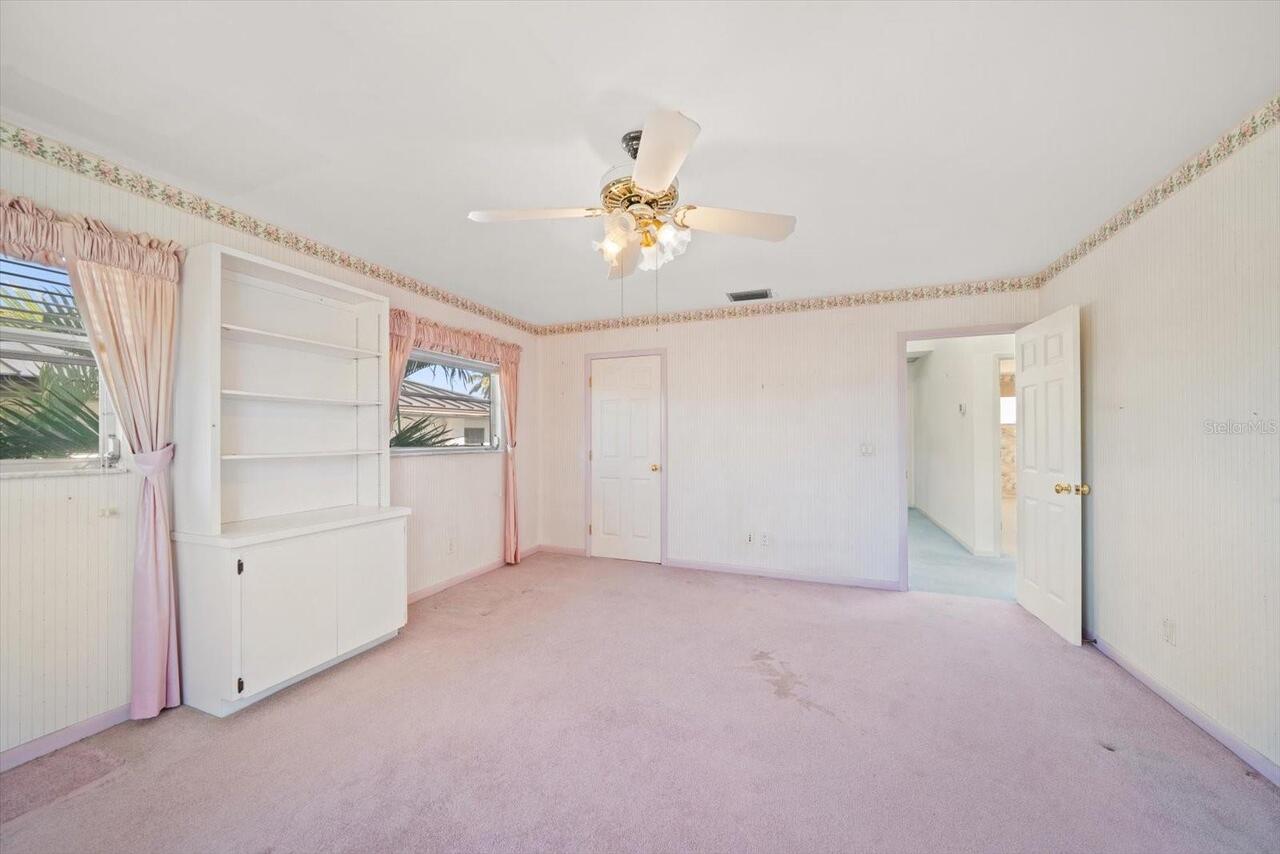 Listing Photo 43