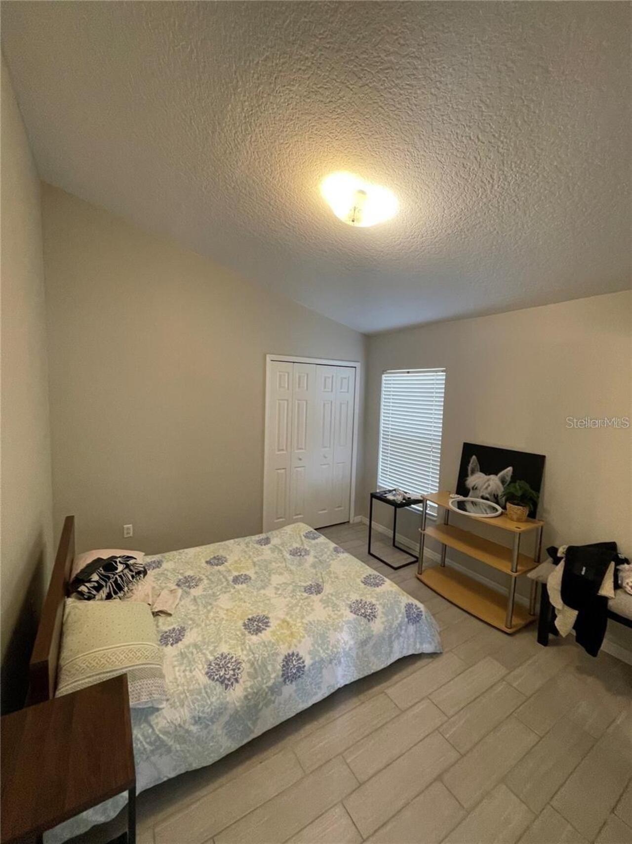 Listing Photo 8