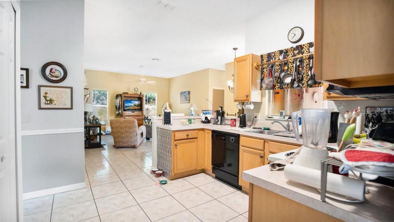 Listing Photo 8