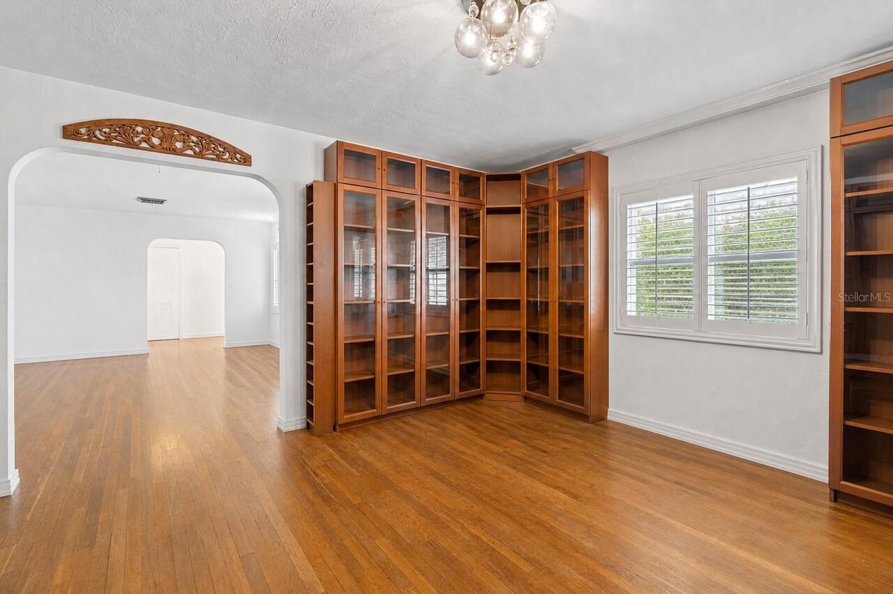 Listing Photo 16