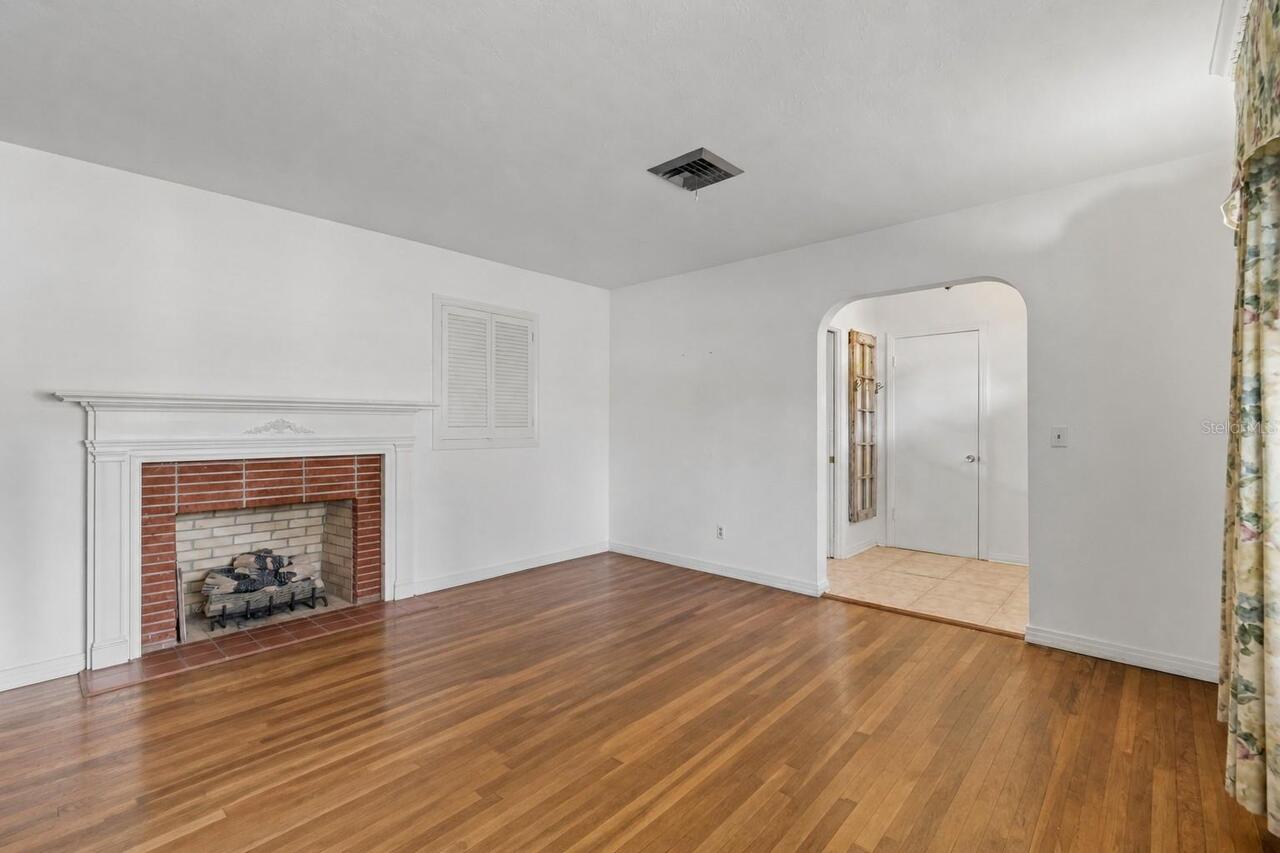 Listing Photo 19