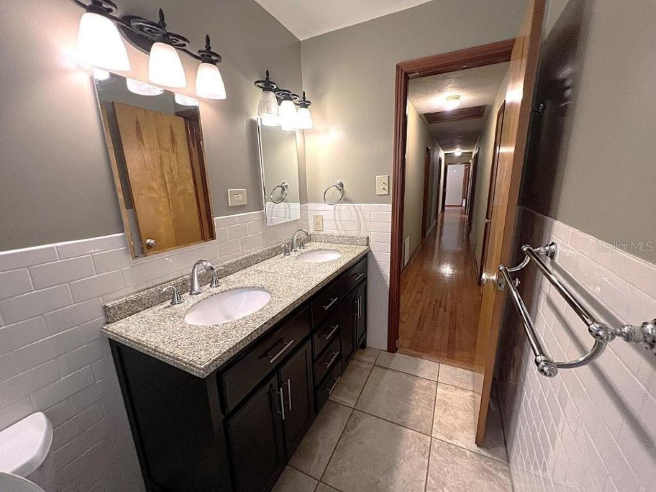 Listing Photo 9