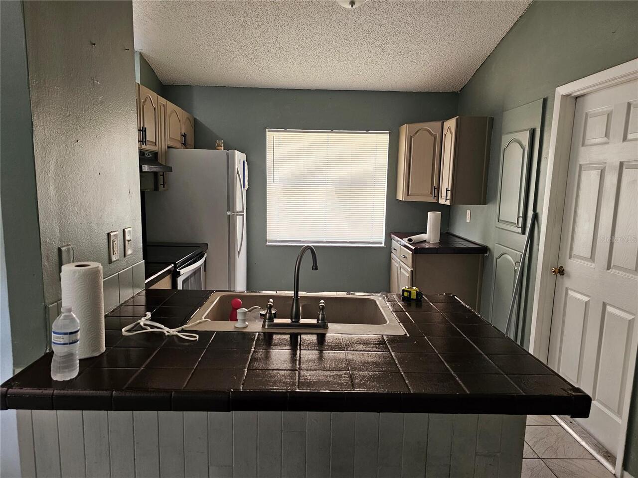 Listing Photo 9