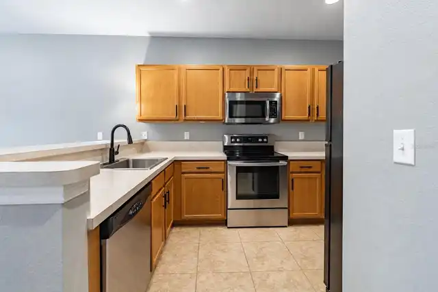 Listing Photo 10