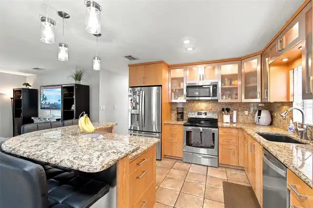 Listing Photo 15